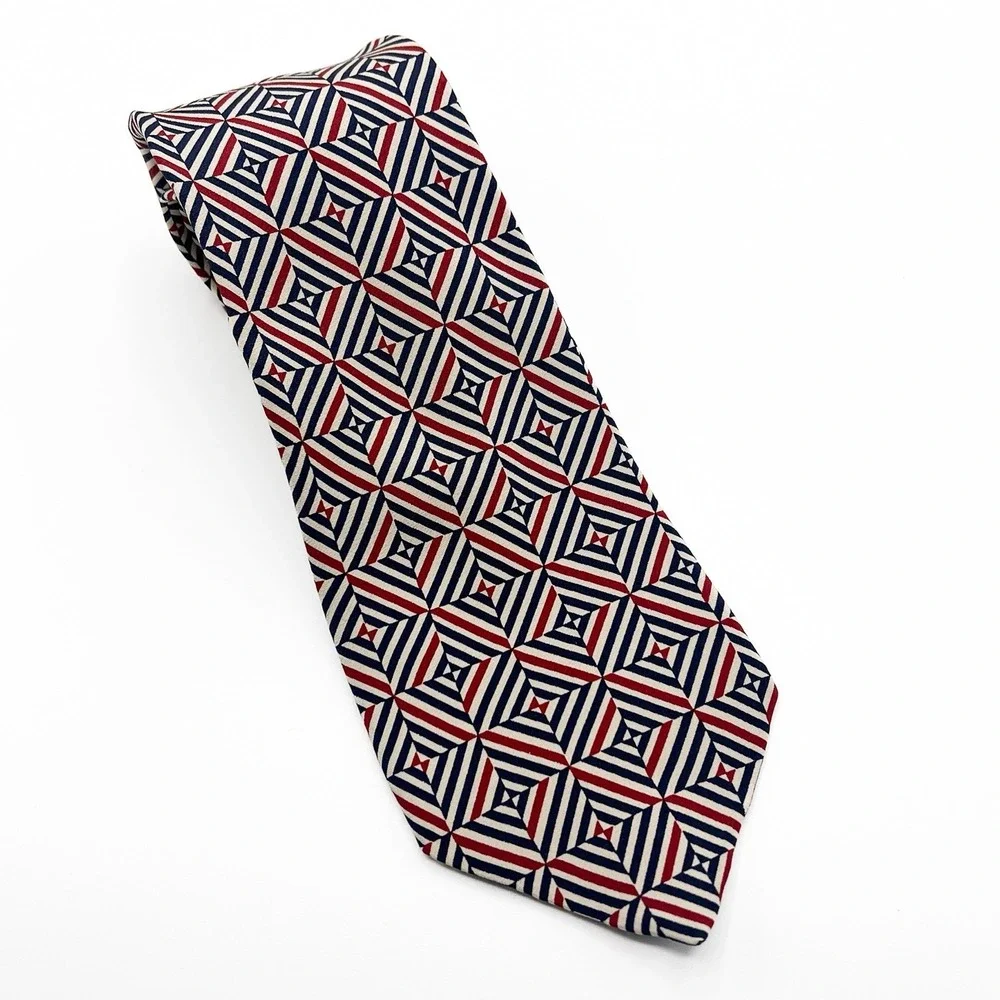 VTG Burberry of London Tie Mens 100% Silk Hand Sewn Made in USA Luxury